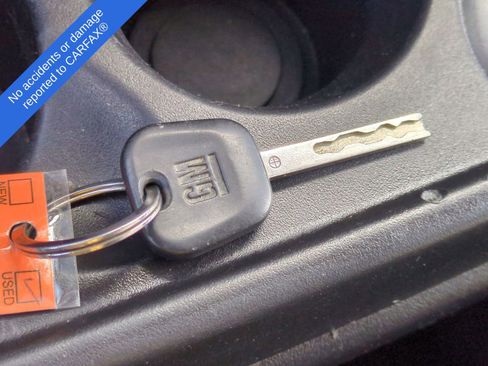 Used 2018 Chevrolet Express 3500 w/ Driver Convenience Package image 31