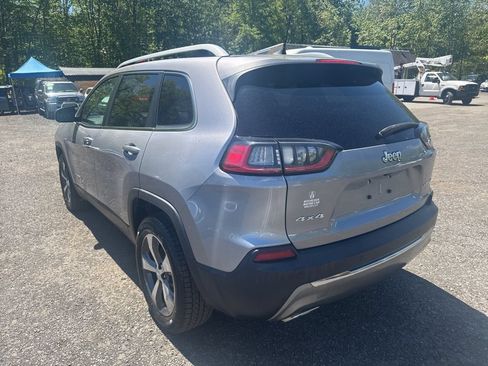 Used 2019 Jeep Cherokee Limited AWD/4WD image 29