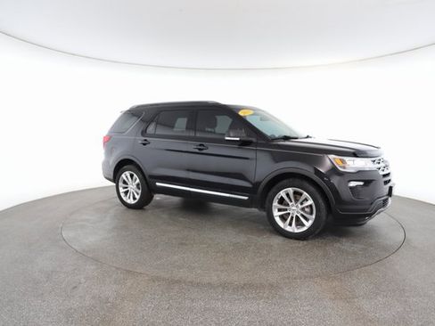 Used 2019 Ford Explorer XLT w/ Equipment Group 202A image 25