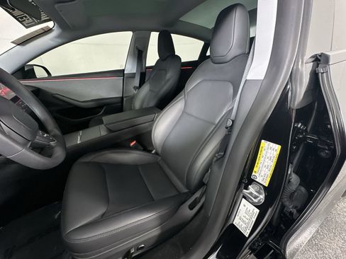 Used 2025 Tesla Model 3 Long Range RWD image 15