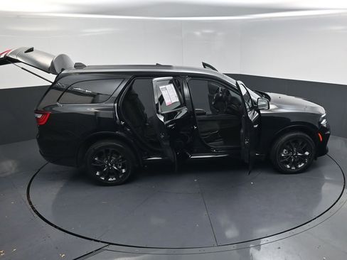 Used 2025 Dodge Durango GT image 23