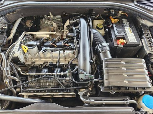 Used 2020 Volkswagen Jetta S image 29