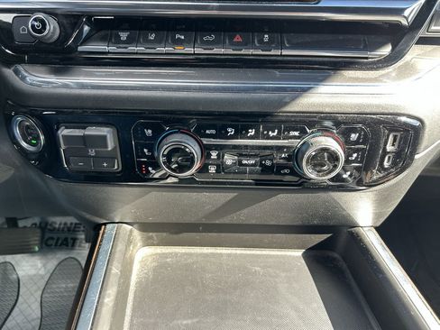 Used 2024 Chevrolet Silverado 3500 High Country w/ Technology Package image 29