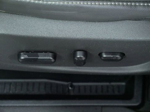 Used 2016 Ford Escape Titanium image 22