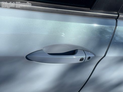 Used 2023 Honda Passport EX-L image 9