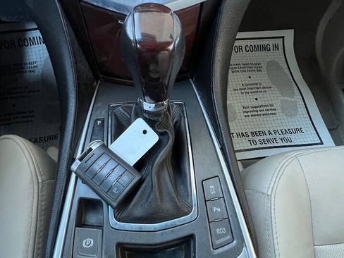 Used 2012 Cadillac SRX Luxury AWD/4WD image 19