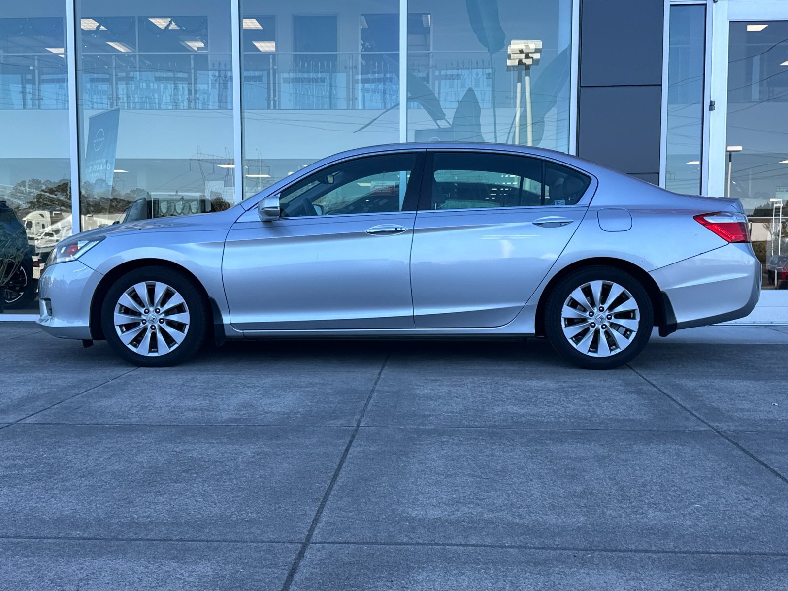 Used 2014 Honda Accord EX-L image 7