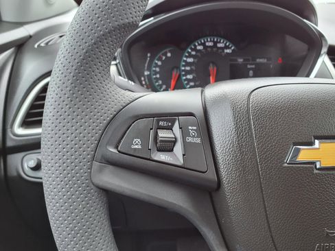 Used 2022 Chevrolet Trax LS w/ Tint and Cruise Package FWD image 22