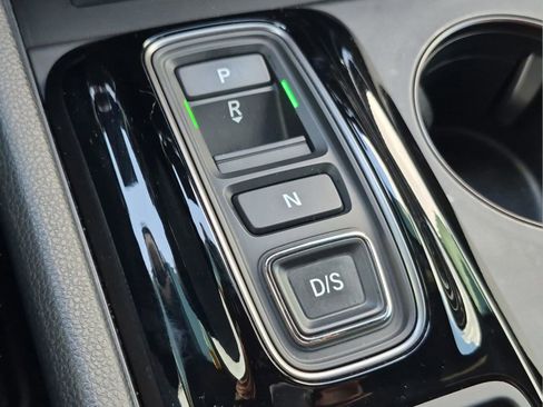 Certified 2025 Honda Pilot TrailSport image 15