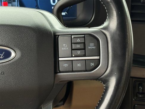 Used 2023 Ford F350 Lariat w/ Chrome Package image 14