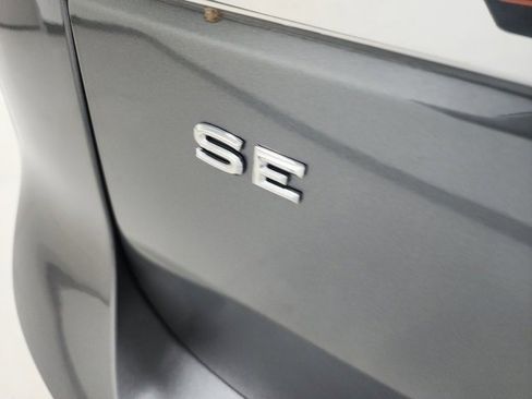 Used 2018 Volkswagen Atlas SE image 13