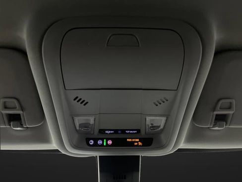 Used 2024 Chevrolet Equinox LT image 24