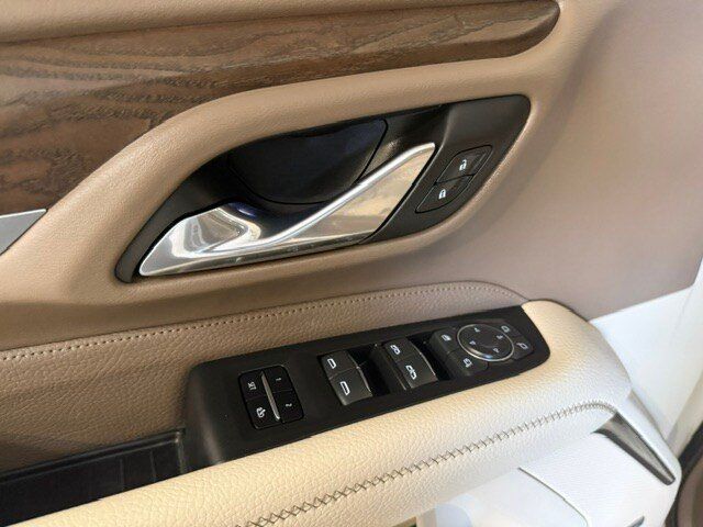 Used 2021 GMC Yukon XL Denali AWD/4WD image 49
