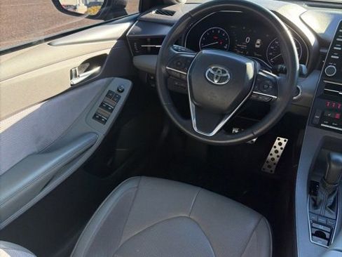 Certified 2019 Toyota Avalon XSE image 13