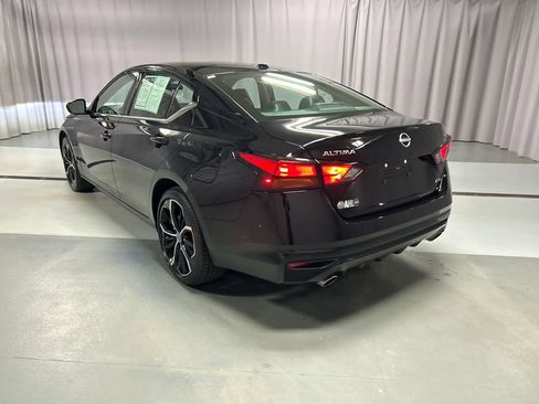 Used 2025 Nissan Altima 2.5 SR AWD/4WD image 5