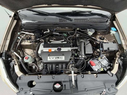 Used 2004 Honda CR-V LX image 28