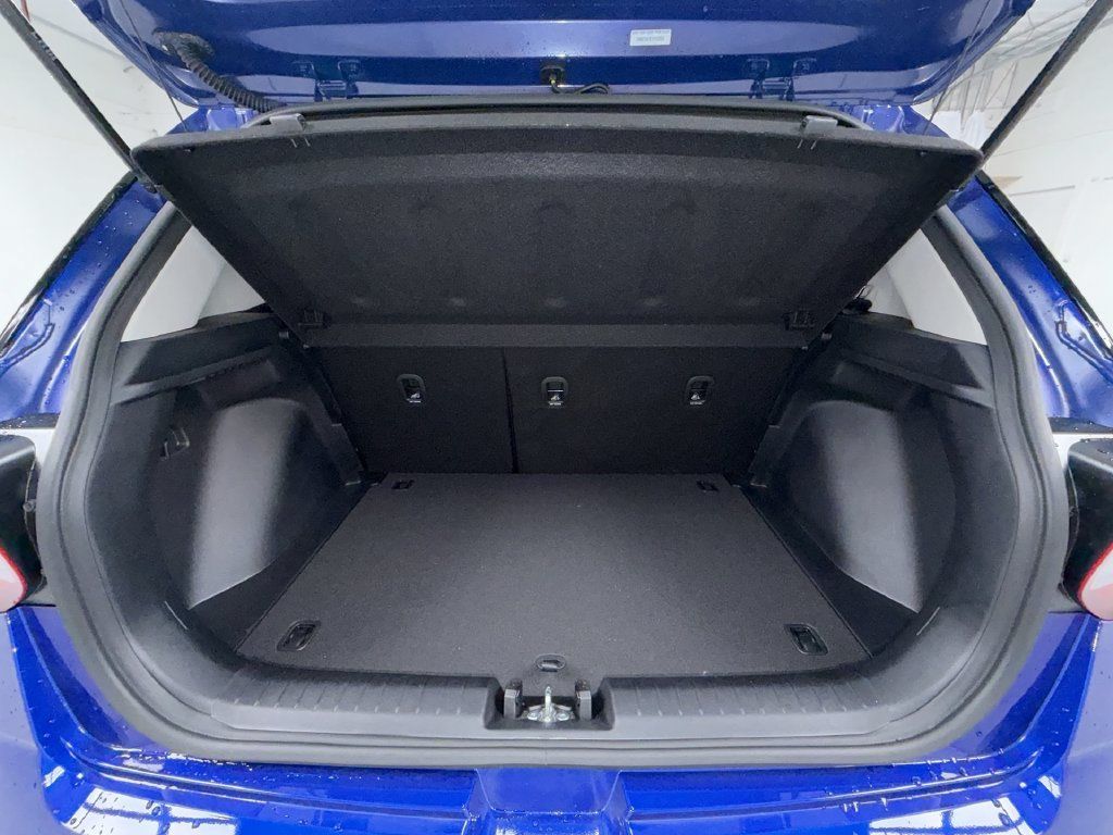 Used 2026 Hyundai Venue SEL FWD image 18