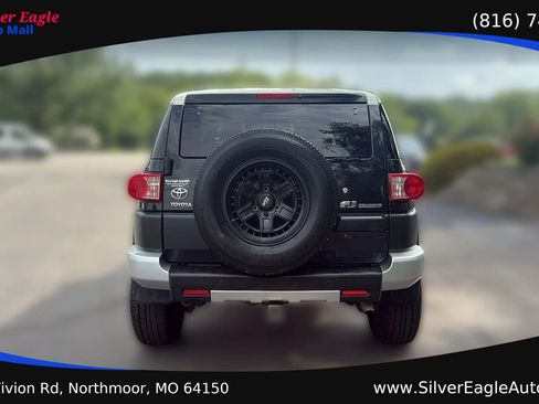 Used 2008 Toyota FJ Cruiser 2WD w/ Convenience Pkg image 5