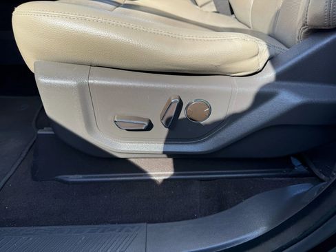 Used 2018 Ford Expedition XLT w/ Equipment Group 202A image 22