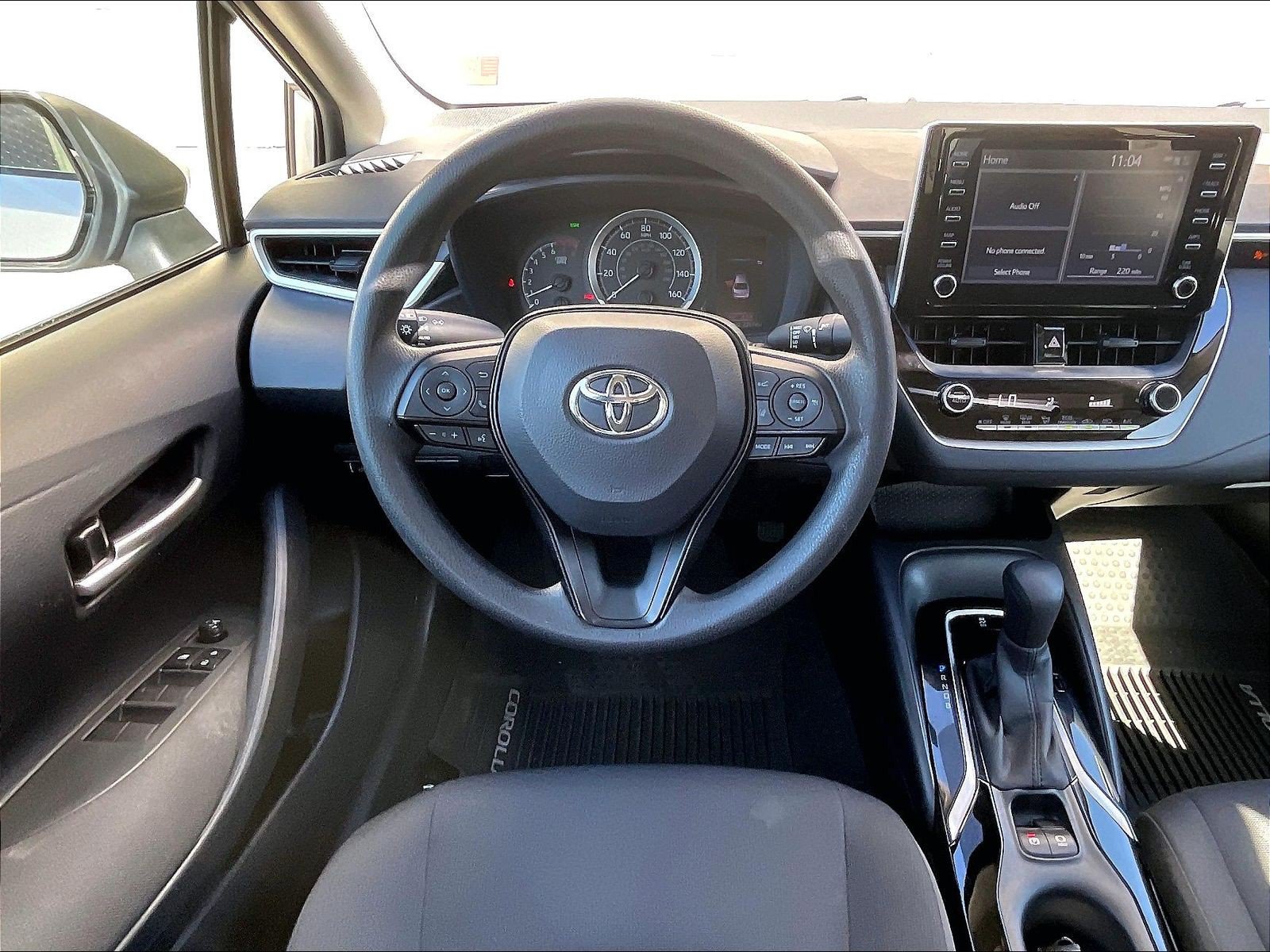 Used 2020 Toyota Corolla LE w/ LE Premium Package FWD image 4