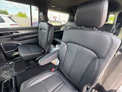 New 2026 Jeep Grand Wagoneer 2WD image 12