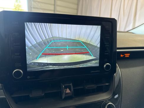 Used 2022 Toyota Corolla LE FWD image 28