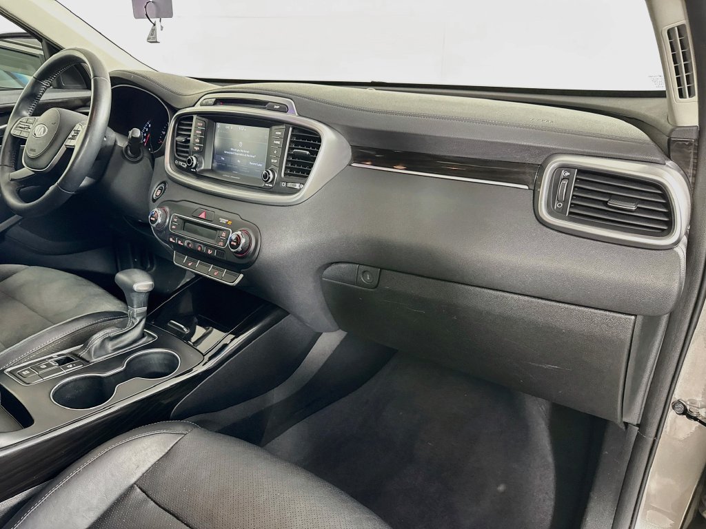 Used 2019 Kia Sorento EX FWD image 37