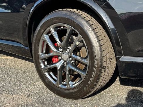 Used 2019 Dodge Durango SRT w/ Technology Group AWD/4WD image 24