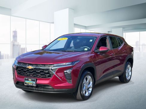 Used 2025 Chevrolet Trax LS w/ LS Convenience Package FWD image 1