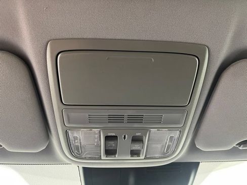 Used 2018 Honda CR-V EX image 32