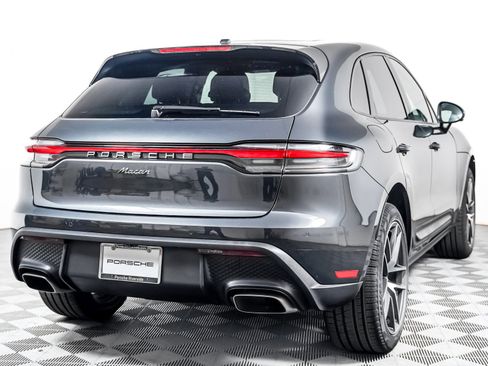Certified 2025 Porsche Macan AWD/4WD image 10