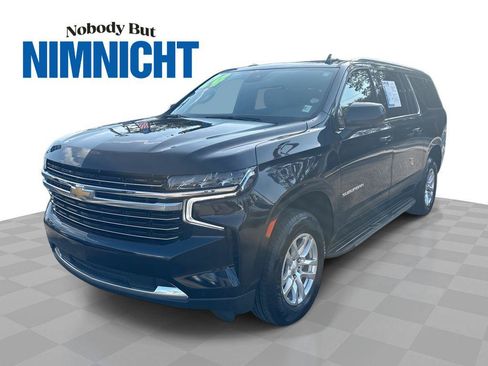 Used 2024 Chevrolet Suburban LT AWD/4WD image 1