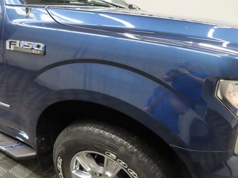 Used 2017 Ford F150 XLT w/ Equipment Group 302A Luxury image 31