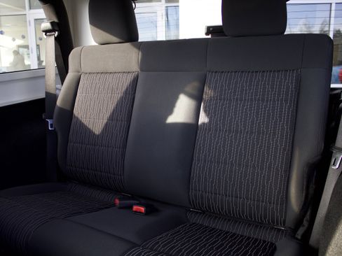 Used 2012 Jeep Wrangler Sahara w/ Connectivity Group image 13