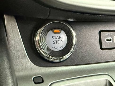 Used 2023 Nissan Murano SV w/ SV Midnight Edition Package AWD/4WD image 23