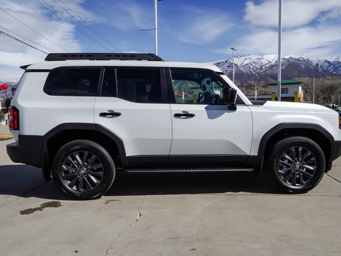 Certified 2025 Toyota Land Cruiser w/ Premium Package image 9