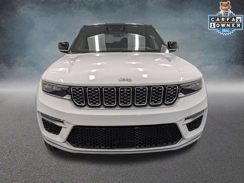 Used 2024 Jeep Grand Cherokee Summit AWD/4WD image 2