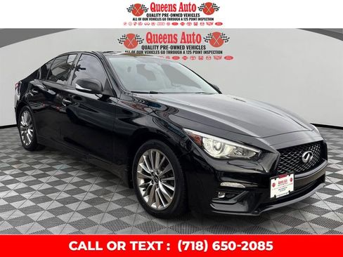Used 2019 INFINITI Q50 Luxe w/ Essential Package (3.0T Luxe) image 9