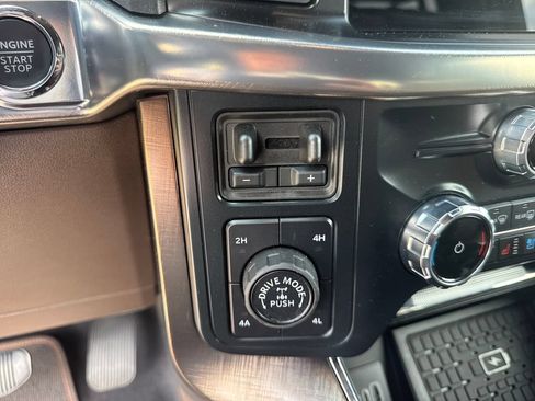 Used 2025 Ford F150 King Ranch AWD/4WD image 23
