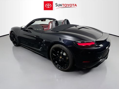 Used 2024 Porsche 718 Boxster RWD image 37