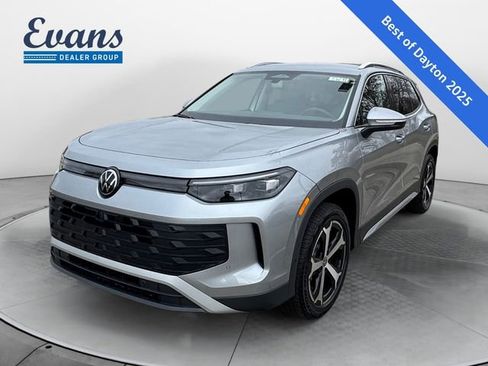 New 2026 Volkswagen Tiguan SE image 1