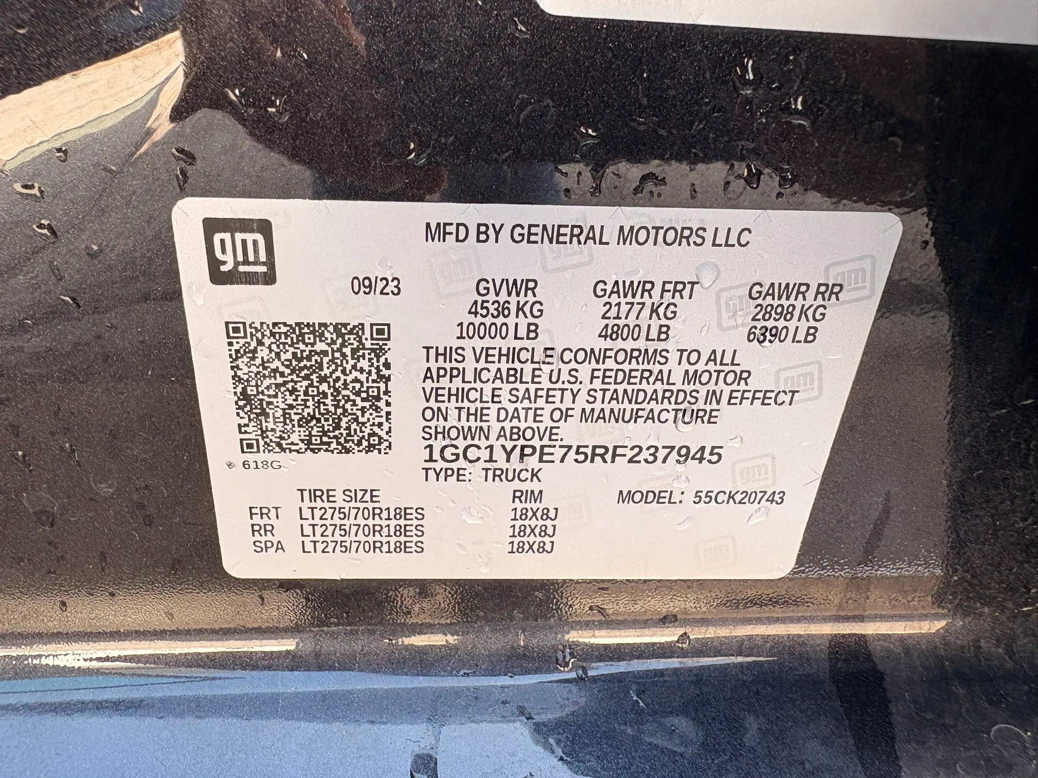 Used 2024 Chevrolet Silverado 2500 LTZ w/ LTZ Plus Package AWD/4WD image 35