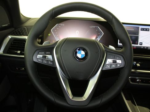 New 2026 BMW X5 sDrive40i w/ Premium Package image 15