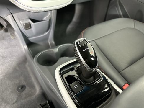 Used 2019 Chevrolet Bolt Premier w/ Infotainment Package image 18