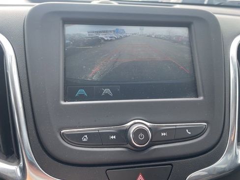 Used 2018 Chevrolet Equinox LT image 13