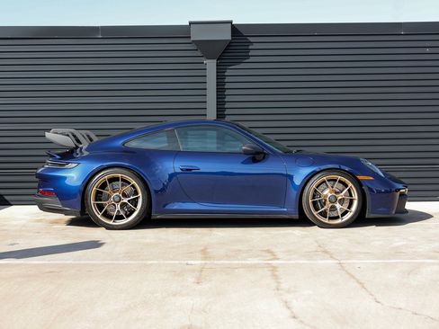 Certified 2022 Porsche 911 GT3 image 8