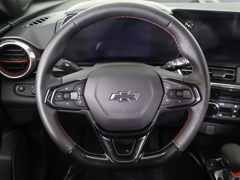 Used 2025 Chevrolet Trax RS w/ Driver Confidence Package image 38