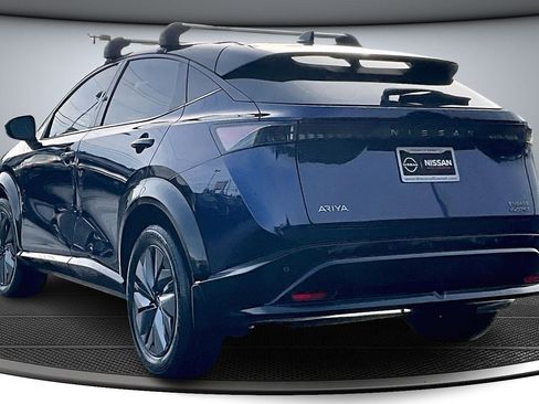 Used 2023 Nissan Ariya AWD image 4