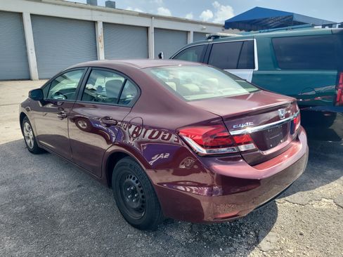 Used 2013 Honda Civic LX image 4