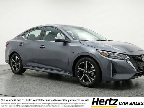 Used 2025 Nissan Sentra SV image 1